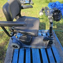 3 Wheel Gogo Scooter BRAND NEW BATTERIES