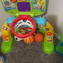 Toddler basketball ball goal and balls
