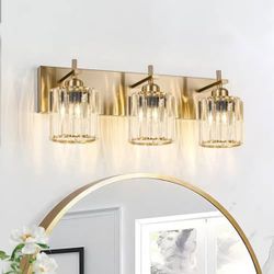 3-Light Crystal Vanity Light Bar – Polished Brass/Gold Finish