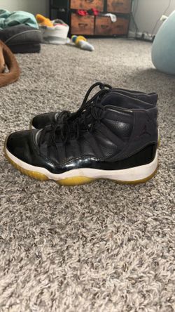 Air Jordan 11s (72-10)