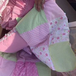 Twin Size Girls Bedding
