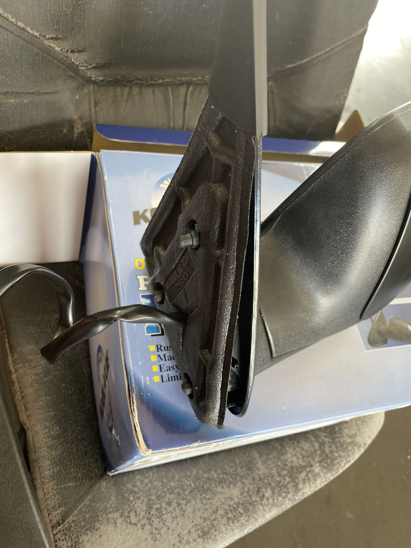 2006 GMC sierra driver side mirror replacement 