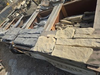 SURPLUS STONE VENEER $500 EACH PALLET (100 SQUARE FEET PER PALLET)