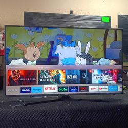55 Inch Samsung Smart 4k Ultra HD Beautiful Tv Comes With Remote Control Shows Great Quality Clear Picture Works Perfect Guaranteed 