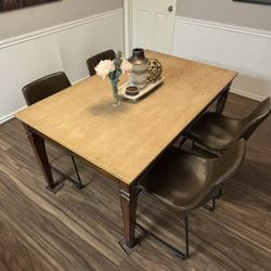 Dining Room Kitchen Set Wood Table and 4 Faux Leather Brown Chairs