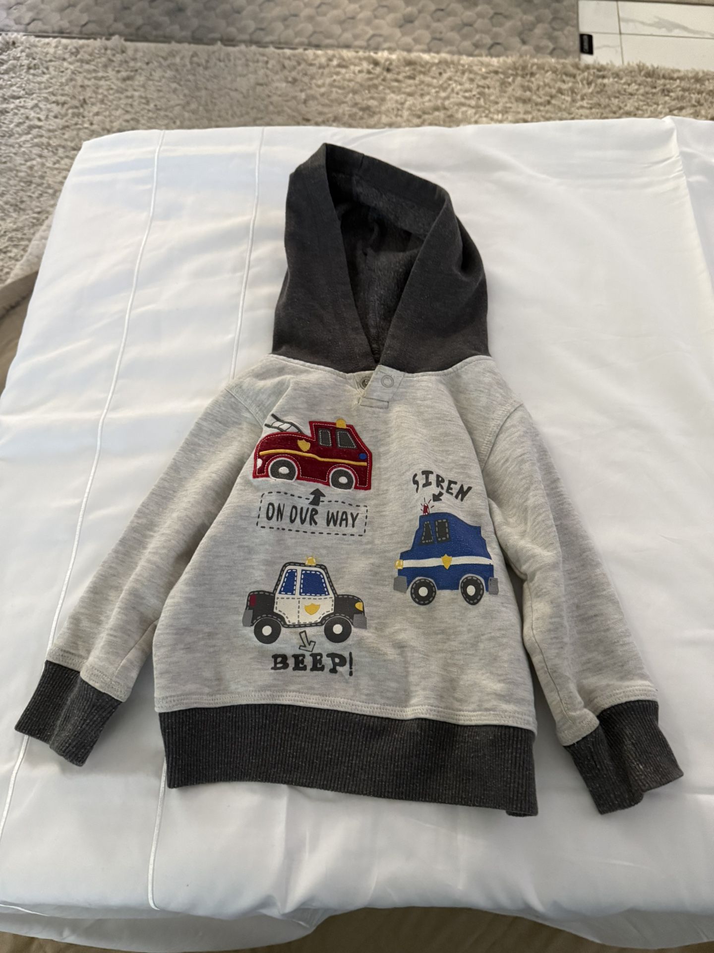 BOYS Clothes! READ DETAILS**