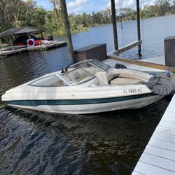Caravelle Boat