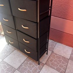 Black drawer dresser