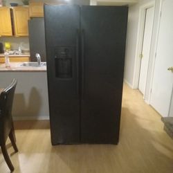 Ge Refrigerator 