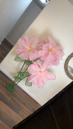 5 foot large display flowers from TikTok retail $68