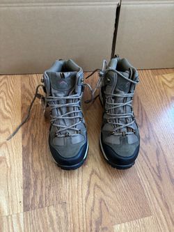 Nevados waterproof tennis shoes