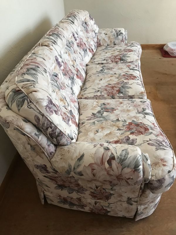 New And Used Sofa For In Parkersburg Wv Offerup