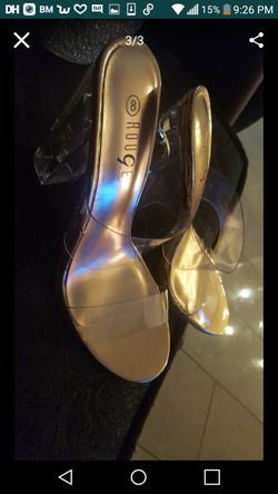Beautiful clear heels size 8 but will fit a 7.5