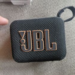 JBL Go 4