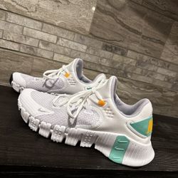 Nike metcon 4 sale hotsell womens