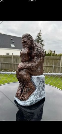 Bigfoot thinker statue