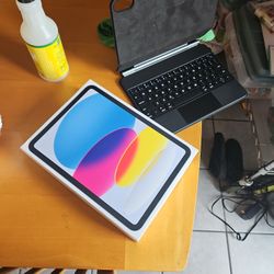 Ipad  -  Blue - (New) 10th Gen