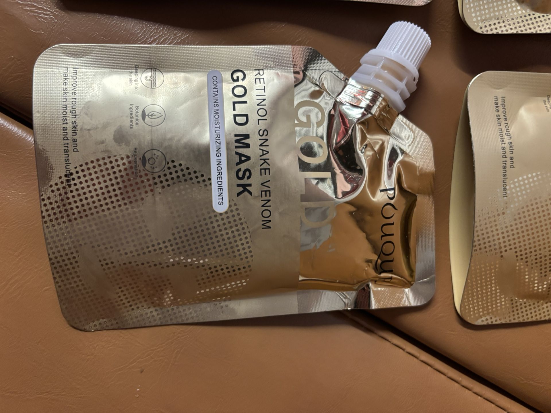 Retinol Snake Venom Gold Moisturizer Mask! Brand New (50pcs)