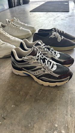 Men’s Saucony sneakers sz8