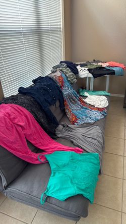 Women’s Clothing Medium- Large