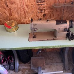 Industrial Sewing Machine