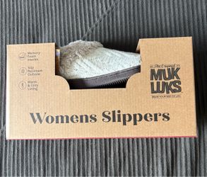 Muk Luks Women's Slippers New in Box