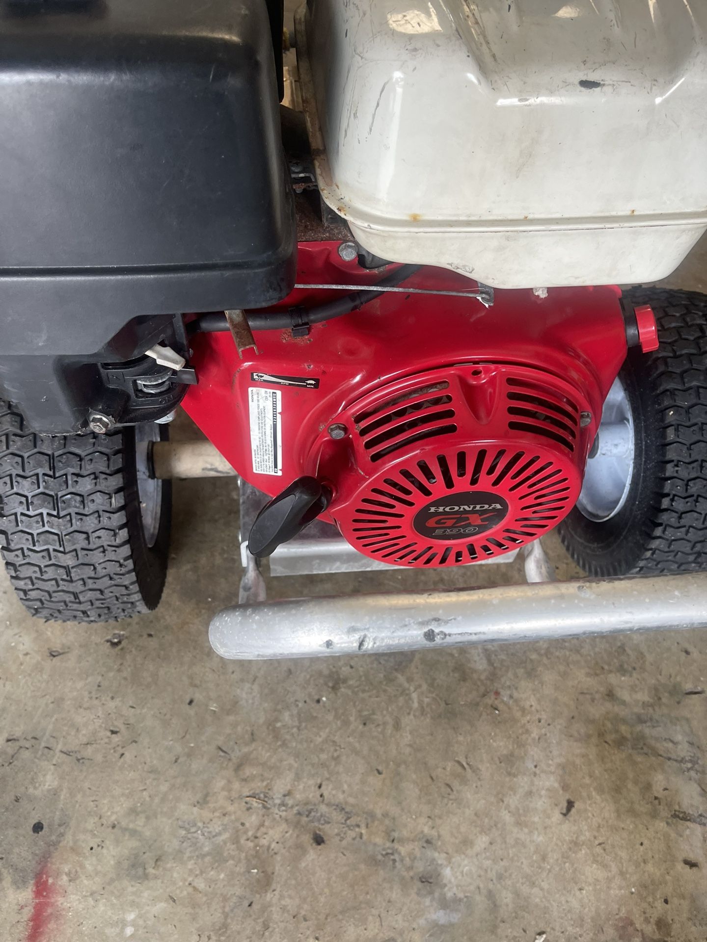 GX390 Pressure Washer Industrial Machine 4000 Plus Psi Ready For The Big Job First $950 Cash Take 