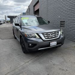 2017 Nissan Pathfinder