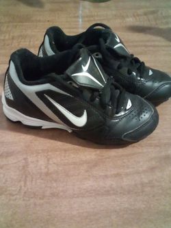 Nike Cleats, Size 11 Kids