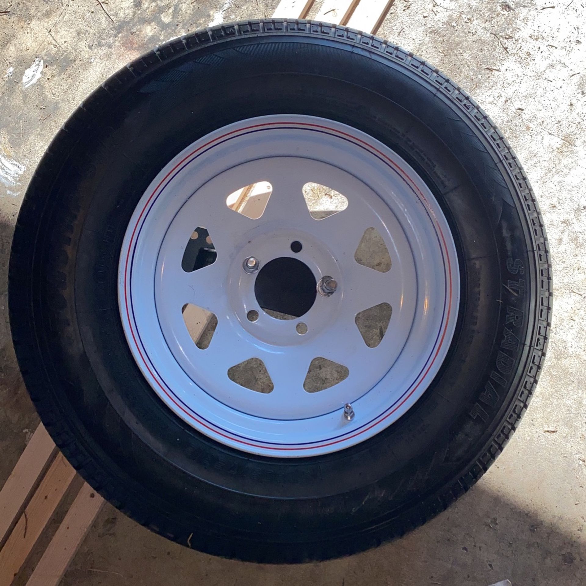 15” Full Size Trailer Tire And Brand New Rim *5 Lug