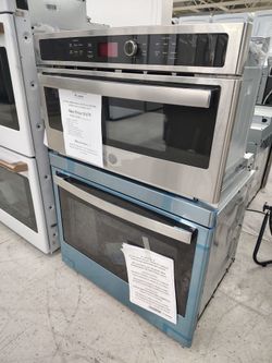 $1679(LIMITED TIME OFFER FREE DELIVERY Within 20mi) GE Electric Double Oven with Built-In Microwave