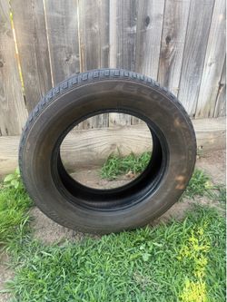 Single used tire 195/65/15. ECOPIA BRIDGESTONE