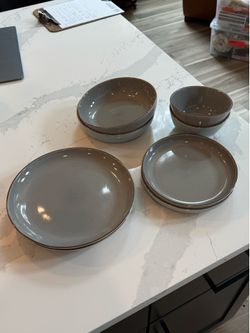 12 Place Setting Stoneware Dinnerware Set – Over & Back (8 Grey + 4 Blue)