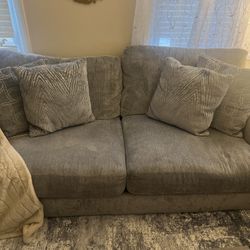 SOFA & LOVESEAT 