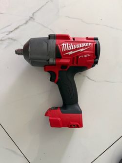 Milwaukee FUEL impact wrench 1/2” like new asking $250