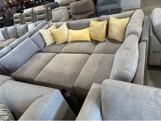 Costco Sectional like brand new fabric $900 hoy today