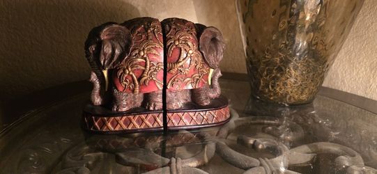 Elephant Bookends