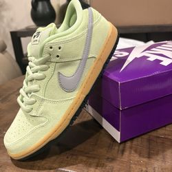 Size 8M Nike SB Dunk Low Verdugo Mountain