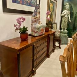 Neoclassic Solid Wood Cabinet For Living Or Bedroom 