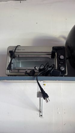 Small toaster oven