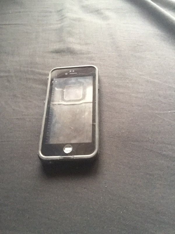 iPhone 6, 6s lifeproof water proof case