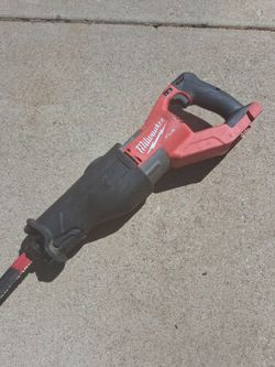 Milwaukee super sawzall