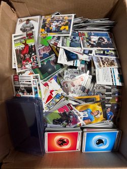 Box of Base Cards football baseball soccer Pokémon