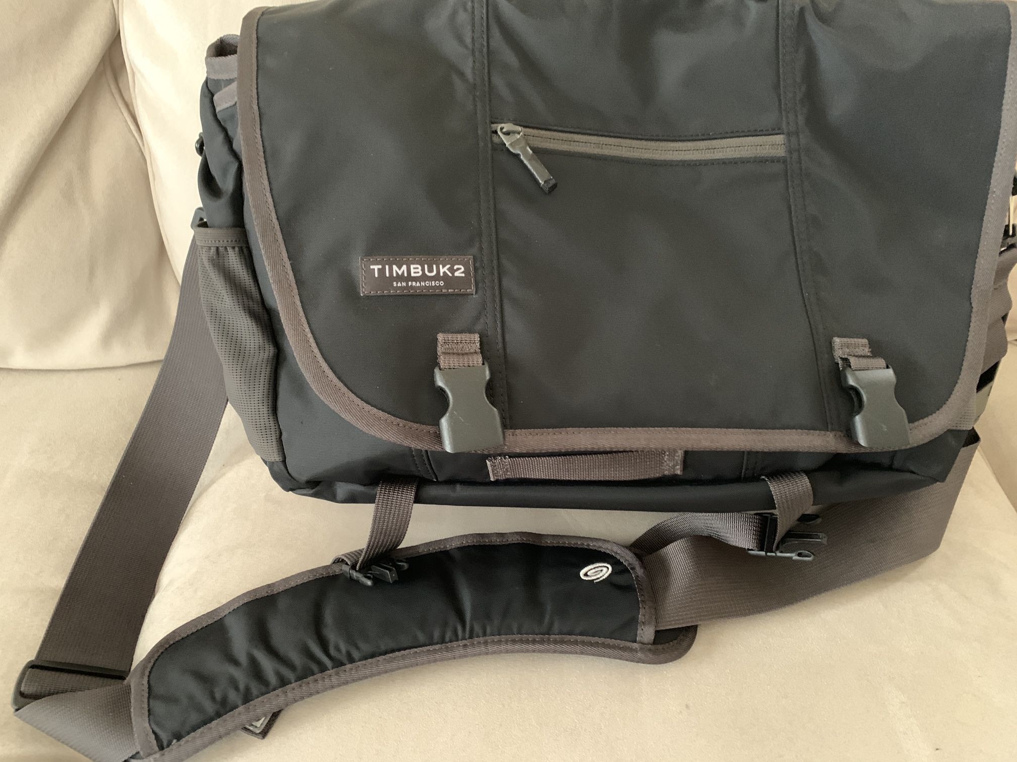 Timbuk2 Laptop Case Bag With Padding Very Clean