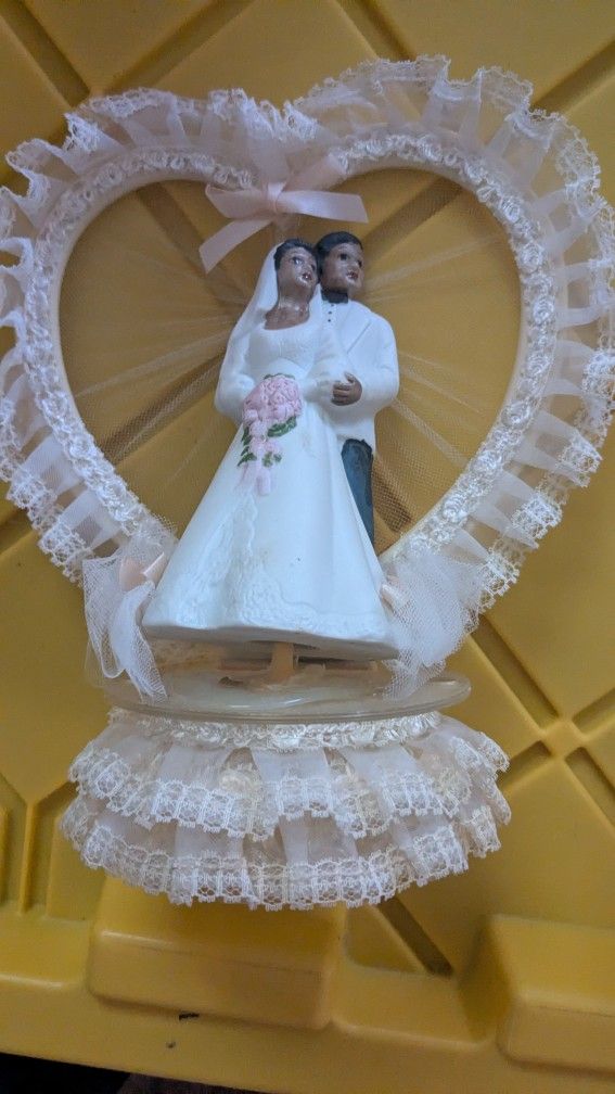  Vintage Wedding Cake Topper – Bride & Groom Figurine