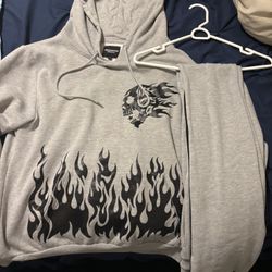 Rockstar Original Sweater And Sweats