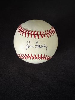 DODGERS RON FAIRLY autograph Baseball