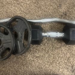 •One Curl Bar•Two 10lbs TSA weights•20lb Rubber Hex Dumbbell (Single)