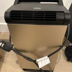 Black & Decker Small AC