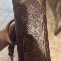 Lv purse